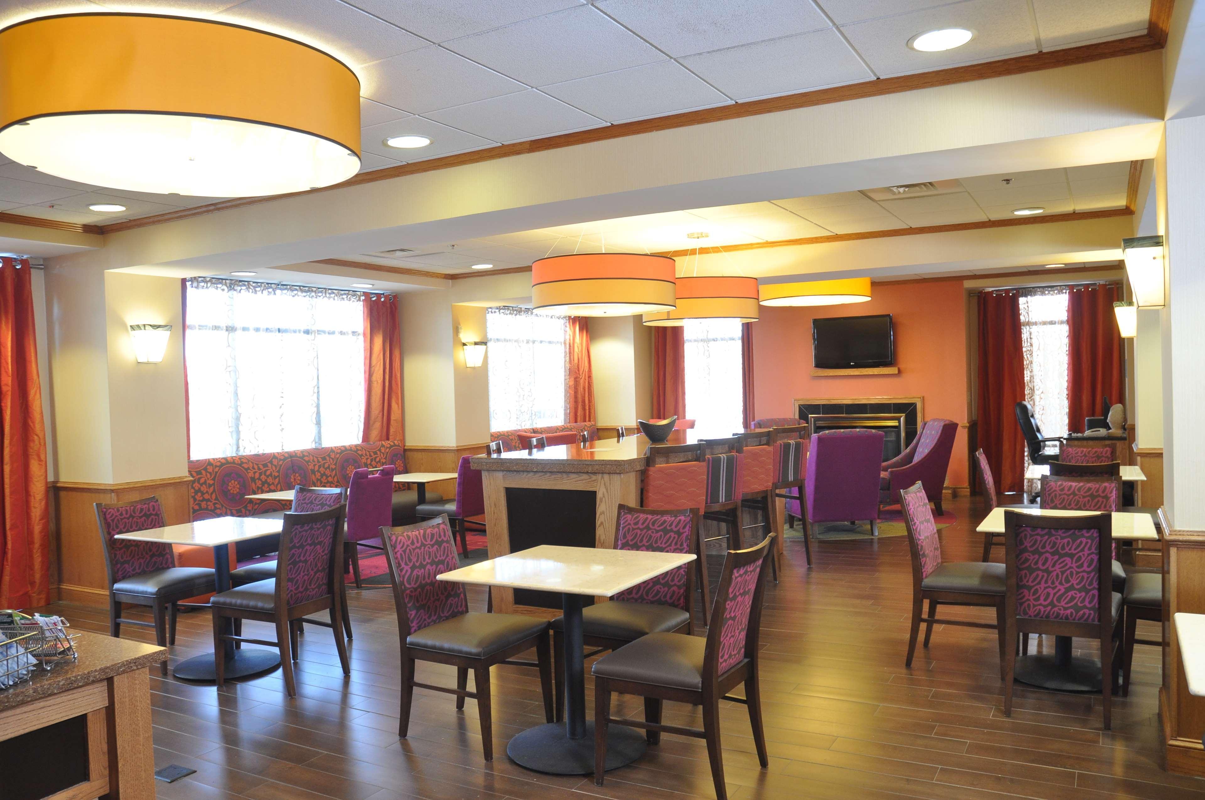 Hampton Inn Stony Creek Exterior foto